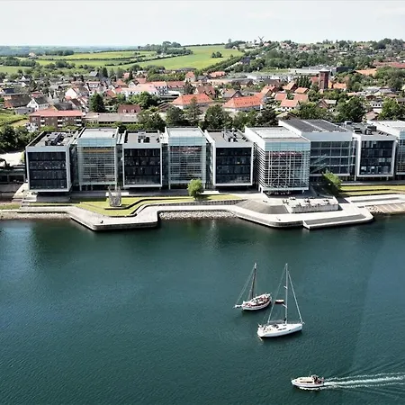 The Hidden Sea View アパート Sønderborg